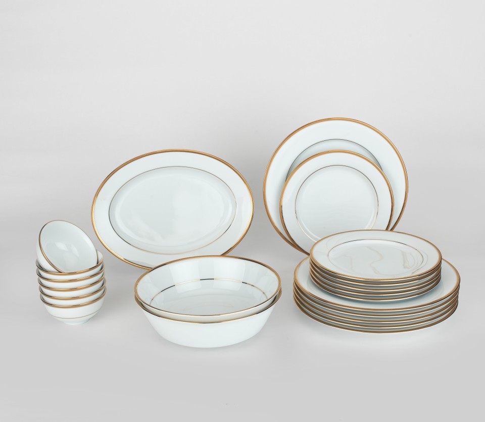 Buy Luxury Dinner sets Online Expensive Dinner set Brands in India